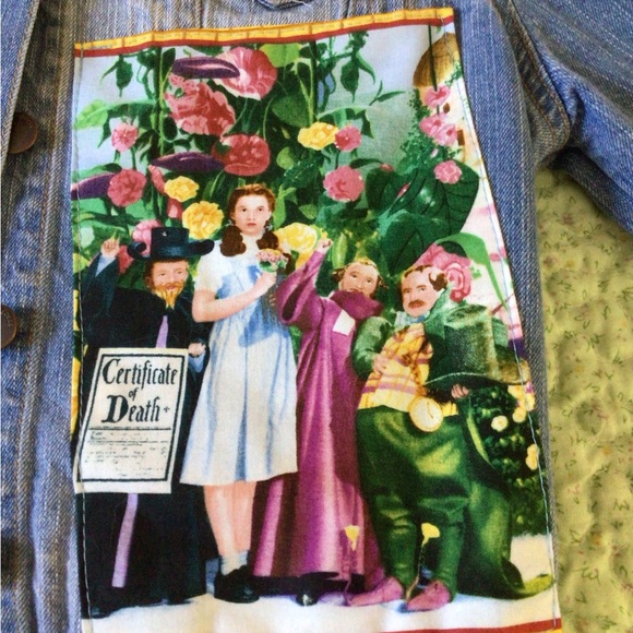 Upcycled denim jacket  decorated with vintage wizard of oz fabric - Picture 6 of 7